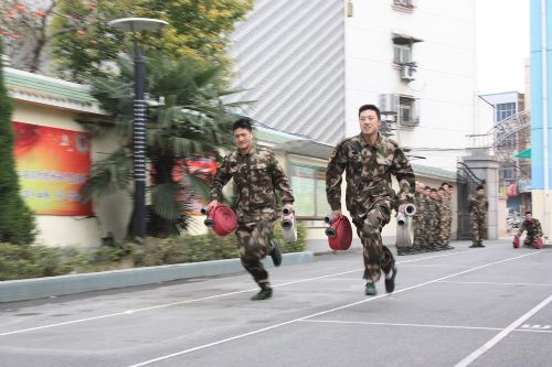 固镇县人民政府--县消防大队:强化政府专职消防