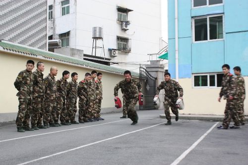 固镇县人民政府--县消防大队:强化政府专职消防