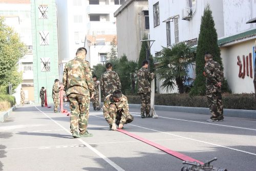 固镇县人民政府--县消防大队:强化政府专职消防