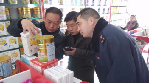 县市场监督管理局石湖所配合食品科对母婴店勘