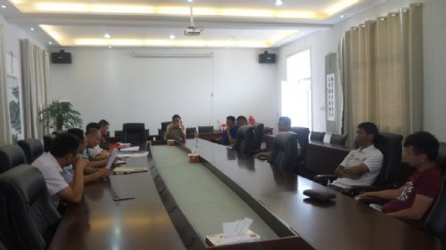 固镇县人民政府--杨庙乡召开村室建设工程招标会议