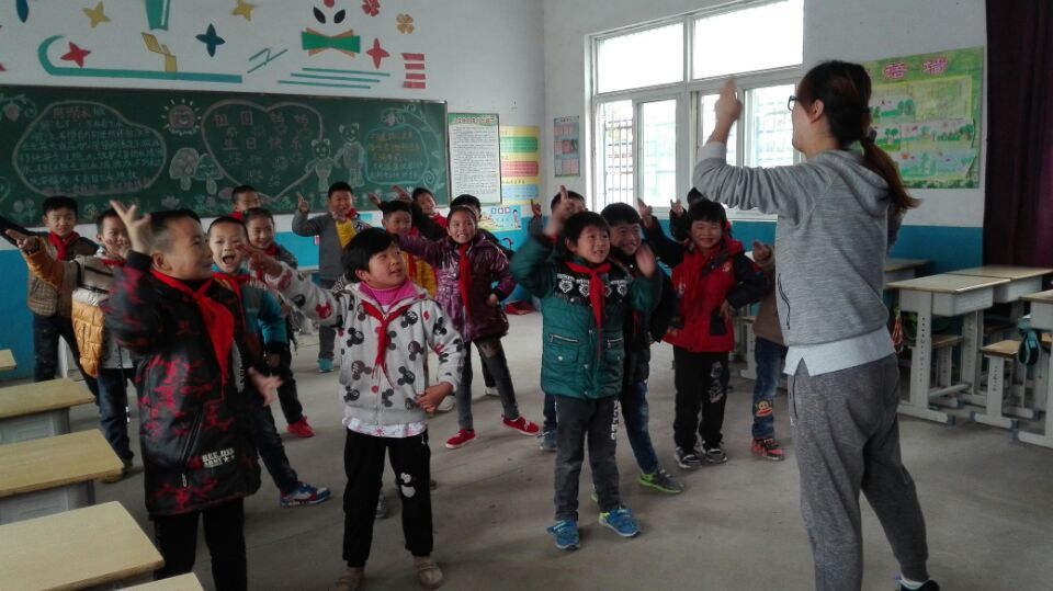 固镇县人民政府--石湖中心校陡沟小学隆重举行