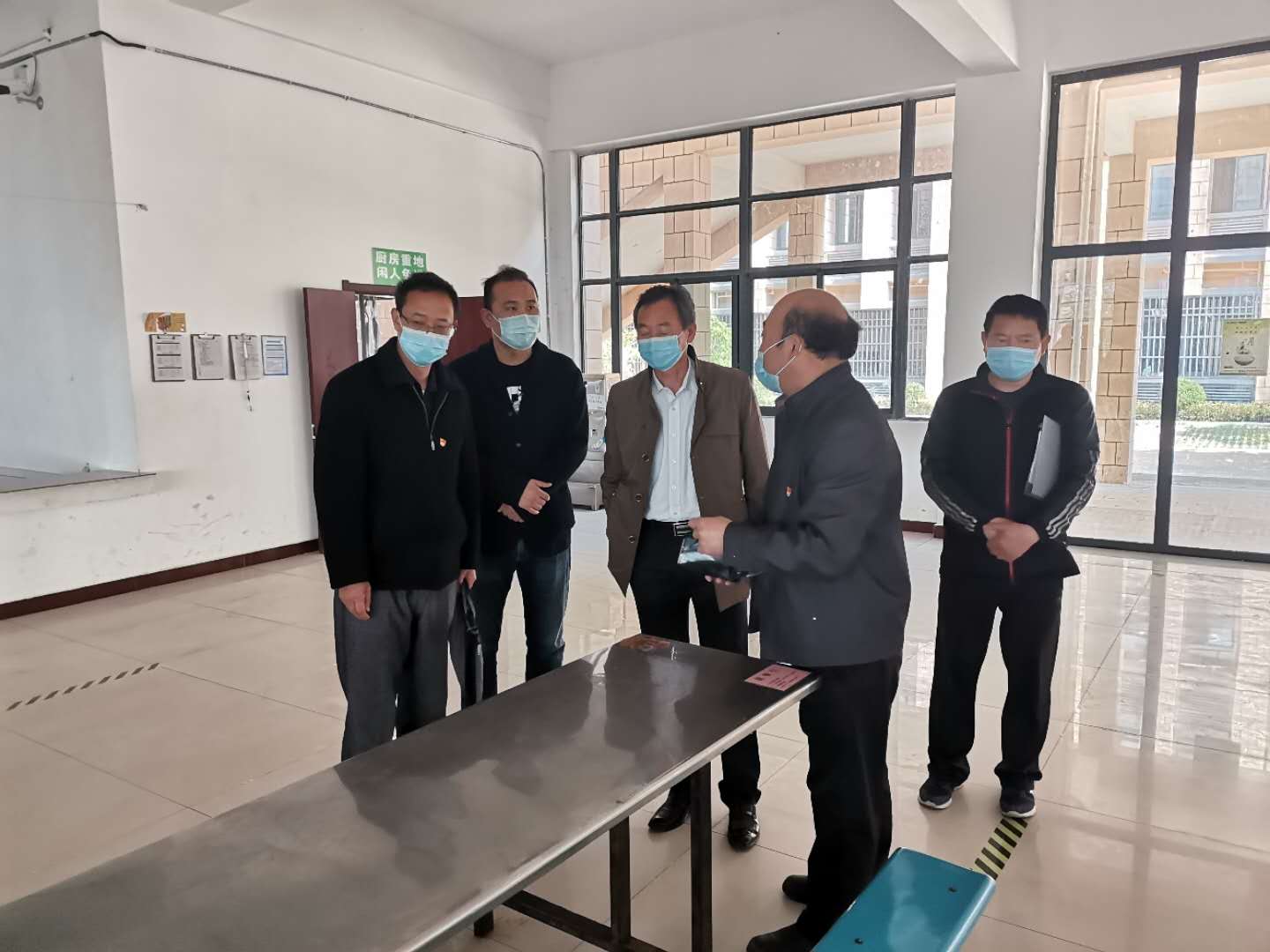 县教体局纪检组书记邢军一行莅临固镇县职业技术学校督导毕业年级复学