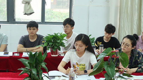 固镇县毛钽厂实验中学对2020年新进教师集中进行入职培训