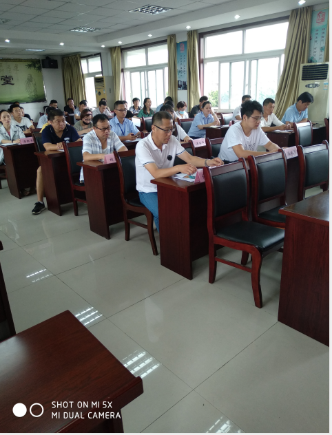 固镇县市场监管局圆满完成食安员抽考工作