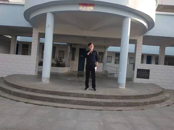 固镇县刘集中学举行2021年新团员入团仪式