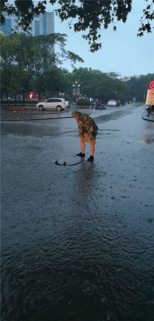 固镇县住建局行动迅速积极开展防汛防台风工作