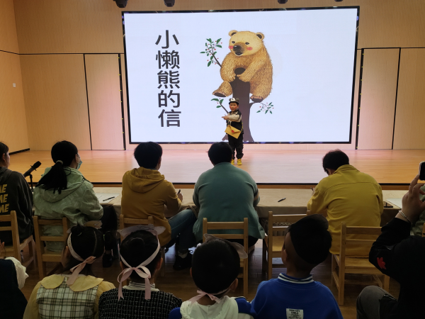 6868此次活动,让孩子们感受到了表演带来的自信与快乐,提高了幼儿