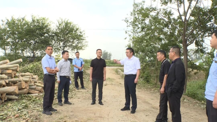 徐松调研督导畜禽养殖污染治理工作