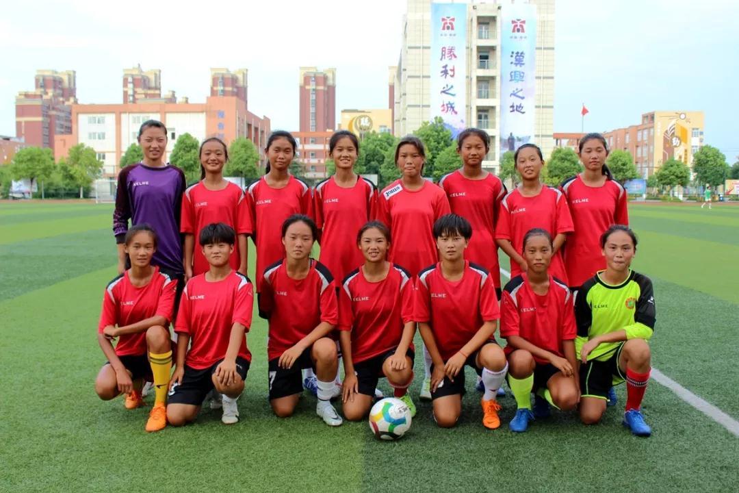 固镇青少年女子足球队将代表蚌埠市参加省运会